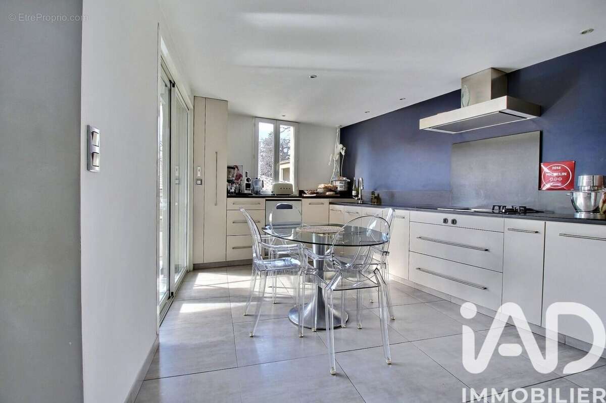 Photo 6 - Appartement à MORIERES-LES-AVIGNON