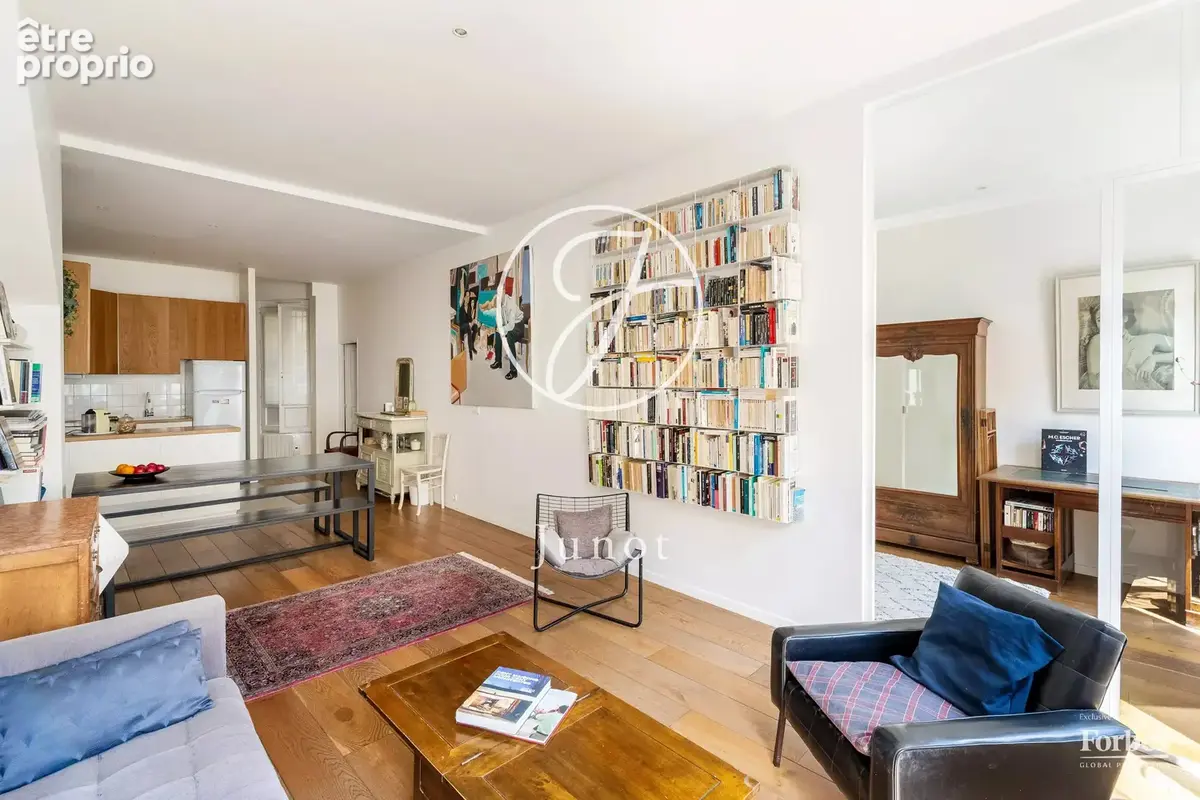 Paris 10e – FAUBOURG SAINT-MARTIN – Appartement – 3 pièces – 66,14m² Carrez - 67,41m² au sol – 2 chambres - Volumes - photo 6