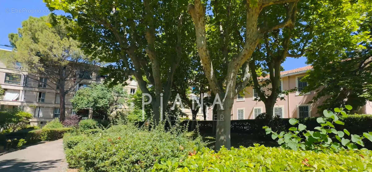 Appartement à MARSEILLE-12E