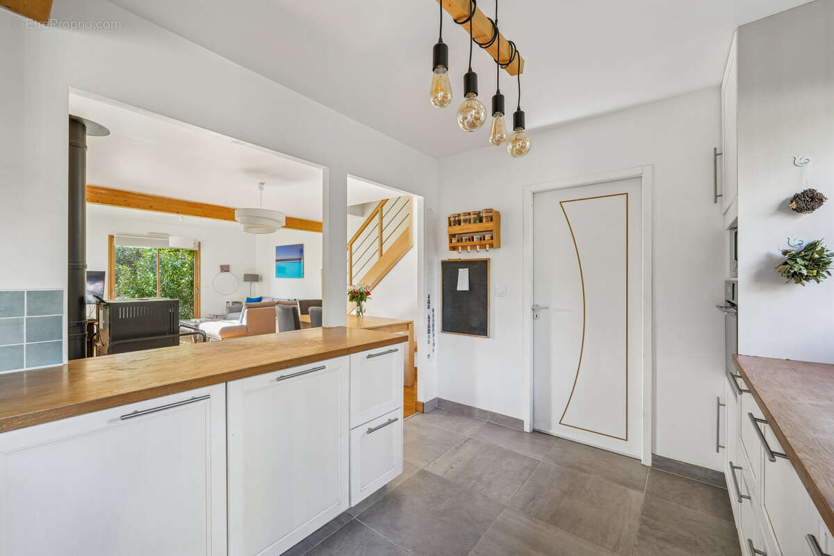 Maison à SAVIGNY-SUR-ORGE