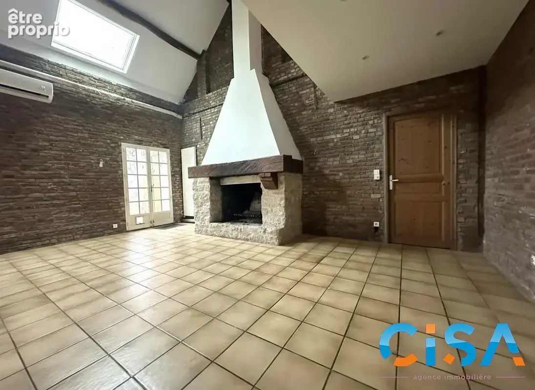 Maison 9 pièces 198 m² à vendre à Neuilly-En-Thelle (60530) - photo 3