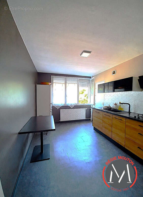 Appartement 83 m² à Villeurbanne  - photo 2