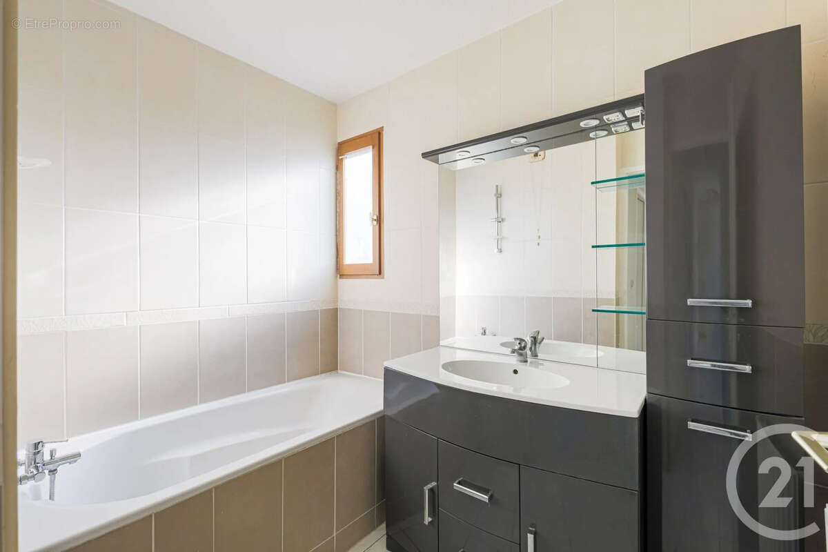 Appartement à EYBENS