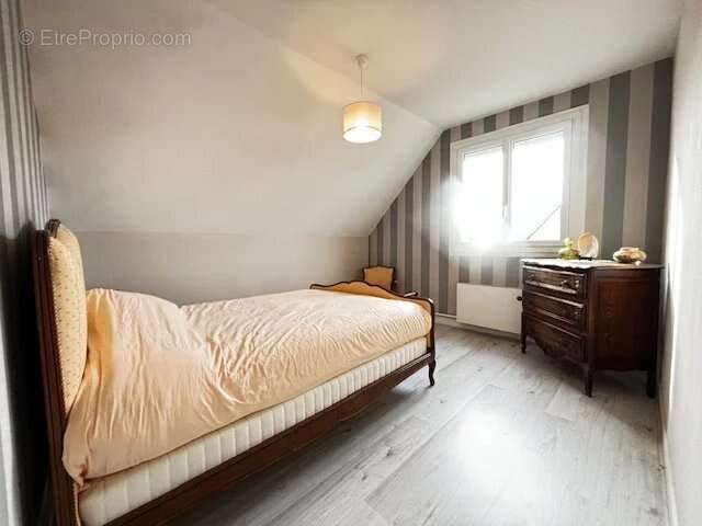 Maison à LE MESNIL-ESNARD