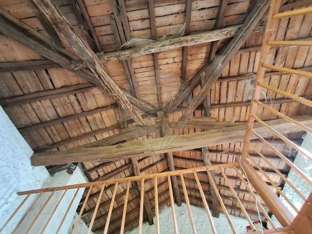 Maison à SAINT-NIZIER-D&#039;AZERGUES