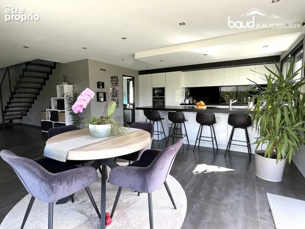 Maison 8 pièces 192 m² à vendre à Lans-En-Vercors (38250) - photo 4