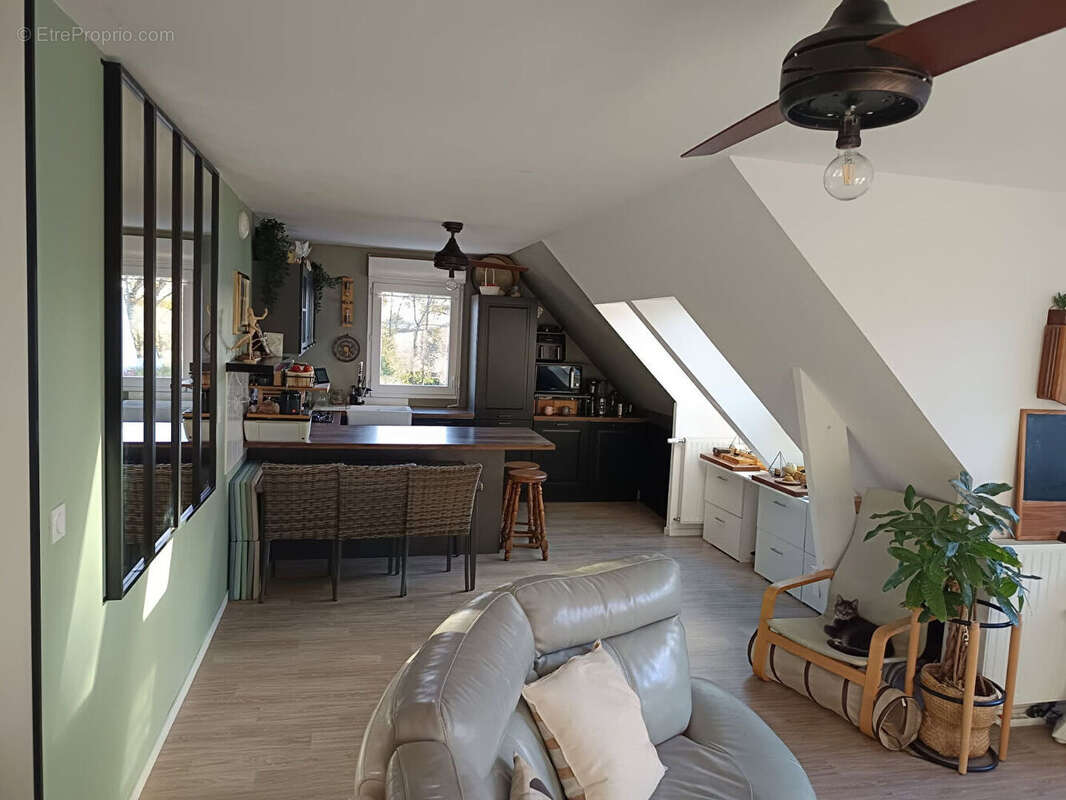 Appartement à CHAVAGNE