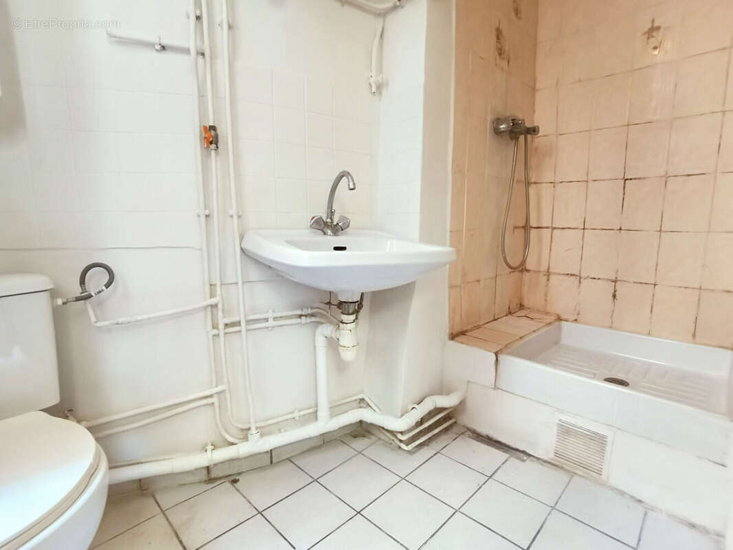 Appartement 2 pièces à vendre près du Canal Saint-Martin (75010) ! - photo 6