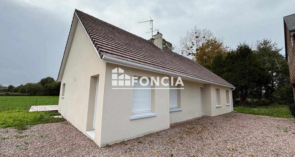 Maison à CANAPVILLE