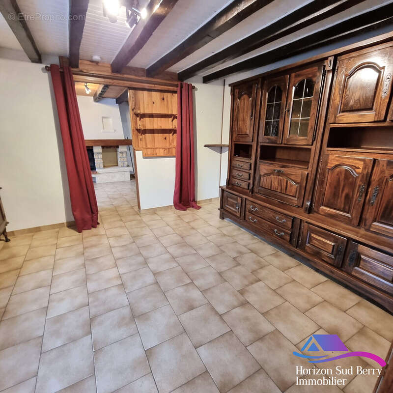 salle à manger - Maison à VIGOULANT