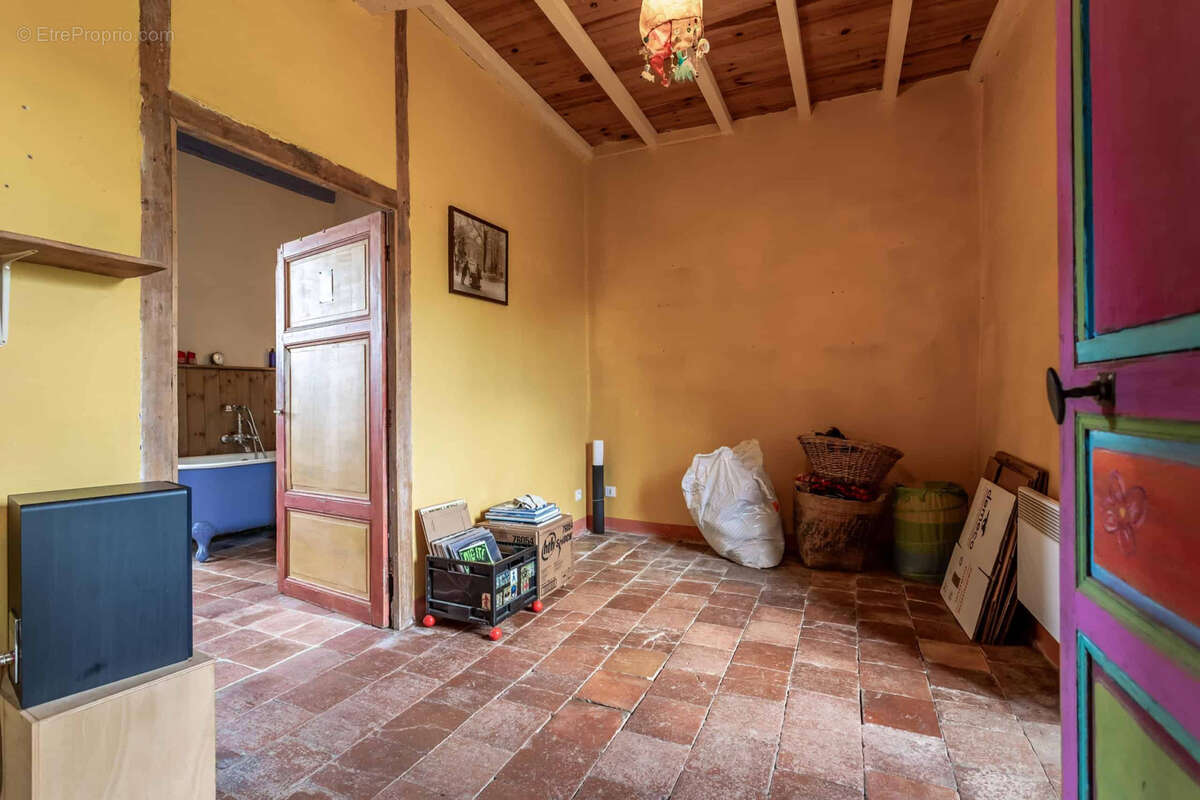 Country property - photo 20