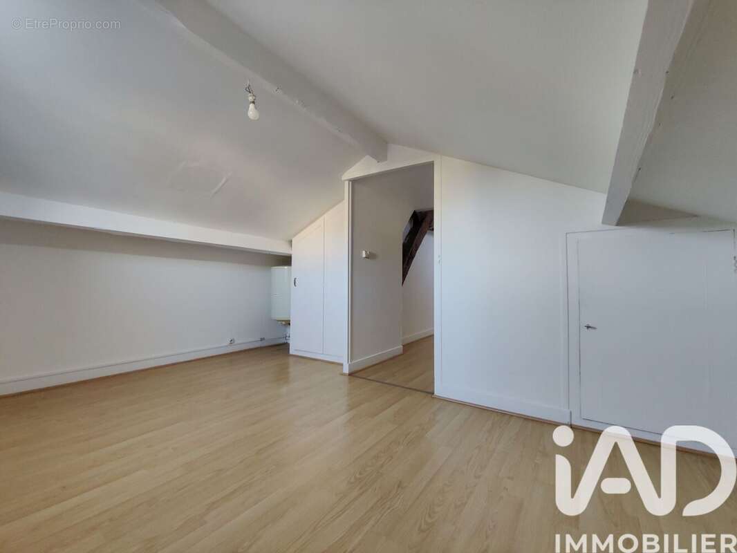 Appartement 55 m² à Sainte-Maure-De-Touraine  - photo 6