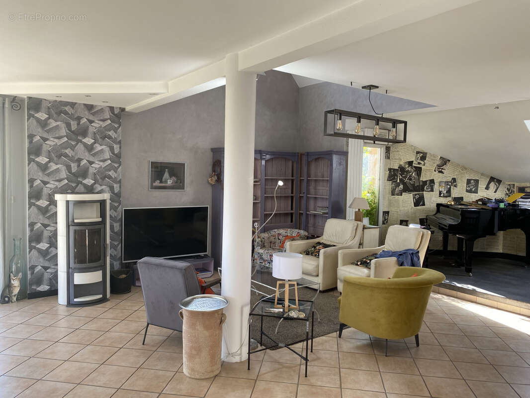 Maison à VILLEFARGEAU