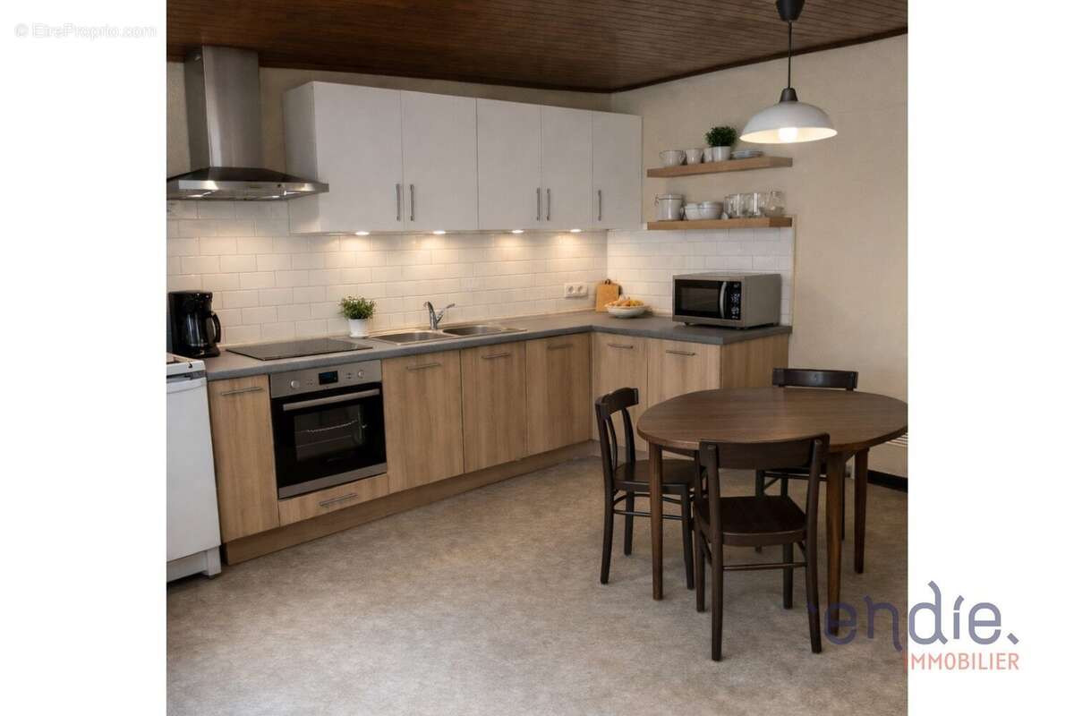 Appartement à SALINS-LES-BAINS
