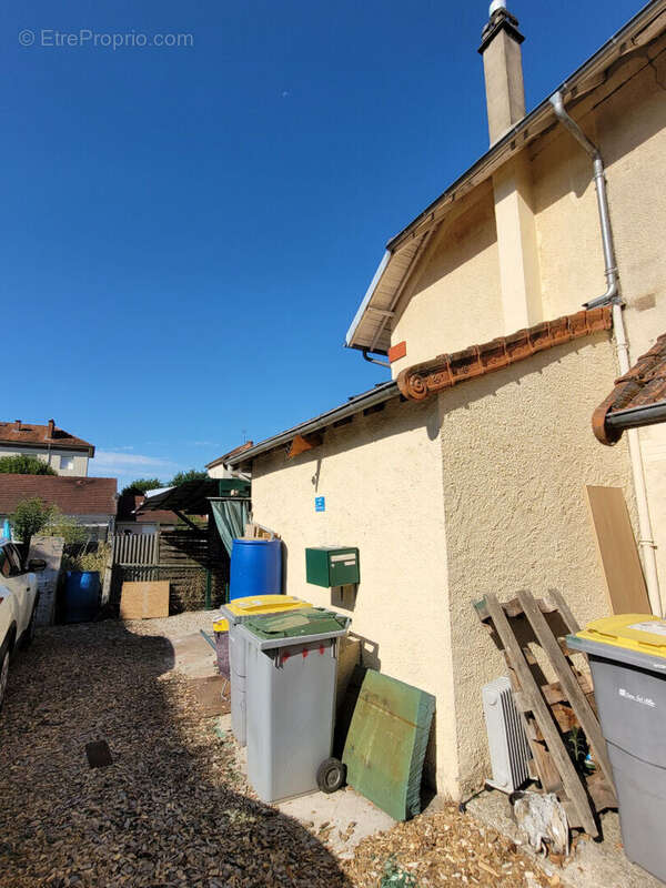 Maison à SAINT-GERMAIN-DES-FOSSES
