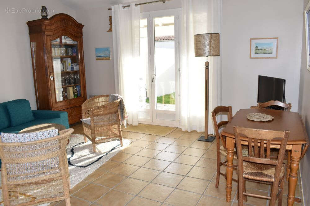 Maison à LA BREE-LES-BAINS