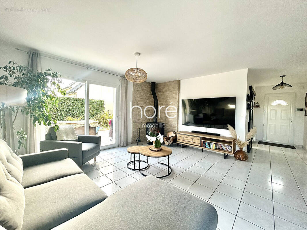 Maison à FRENOUVILLE