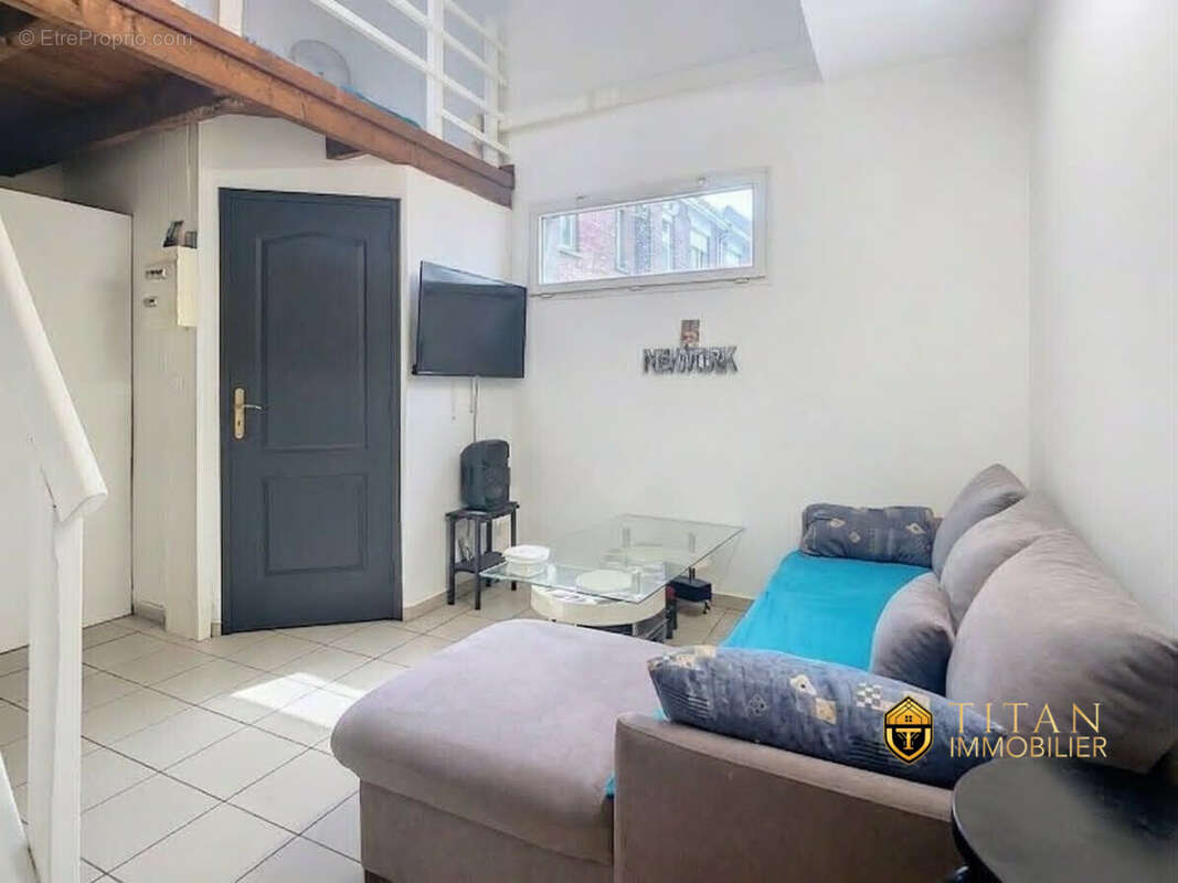 Immeuble de rapport-5 studios, 1 local commercial, un garage à Calais (62100)-titan-immobilier