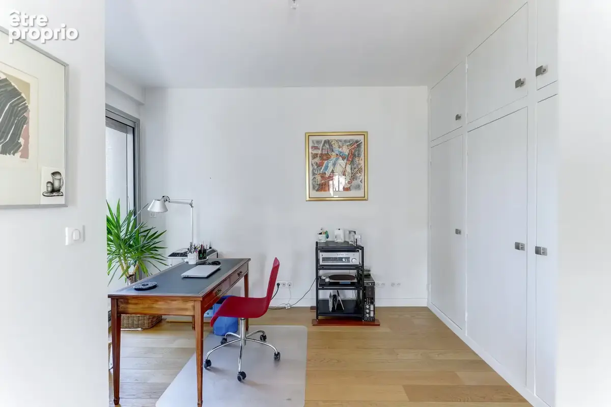 Très bel appartement étage élevé, terrasse et grand garage - photo 13