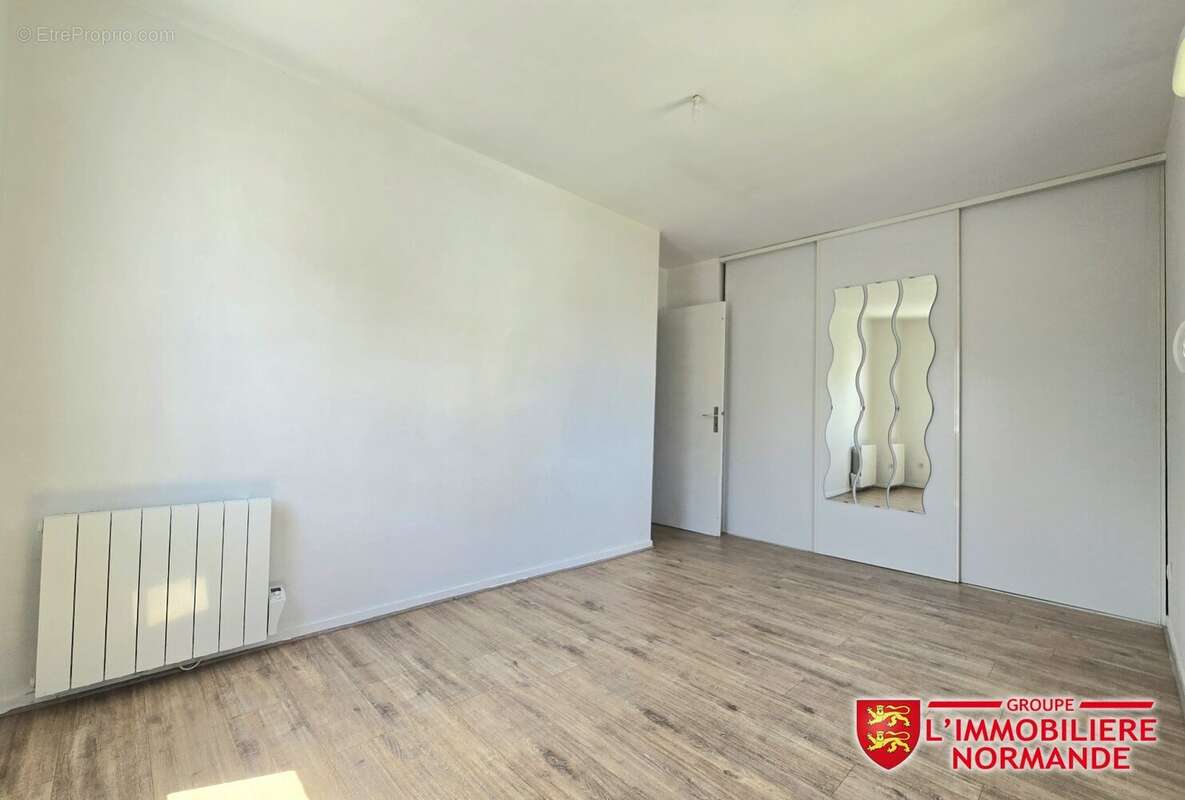 Maison à VAL-DE-REUIL