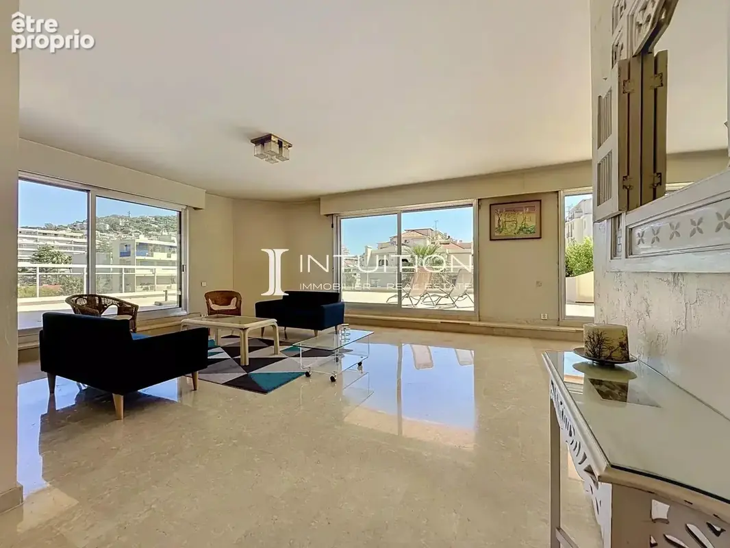Cannes - Basse Californie : Vaste appartement toit terrasse avec garage - photo 38