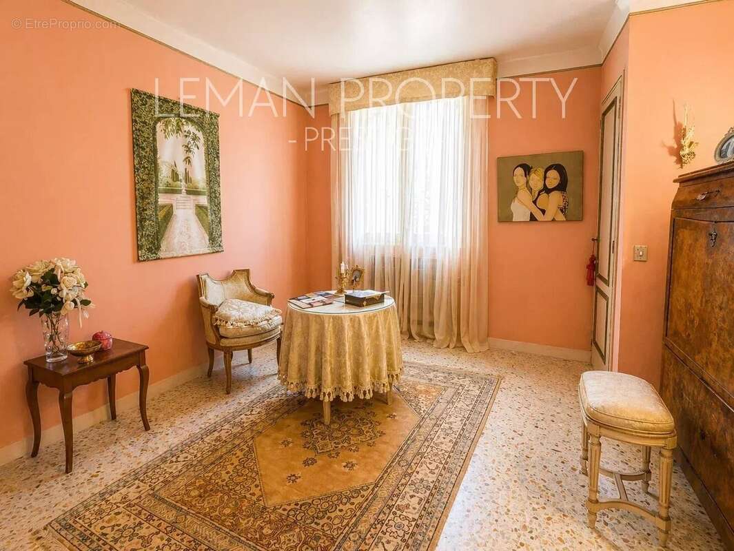 Maison à MOUGINS