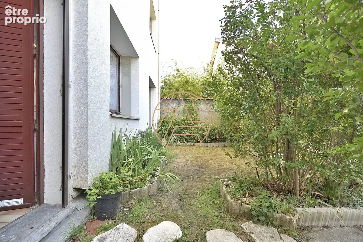 Appartement 4 pièces 91 m² à vendre à Saint-Maur-Des-Fosses (94100) - photo 9