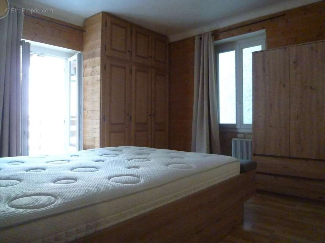 Appartement à GUILLAUMES