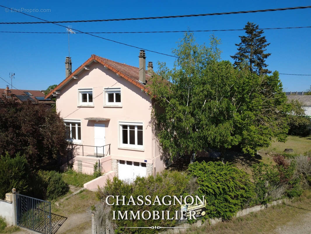 Maison à MOULINS