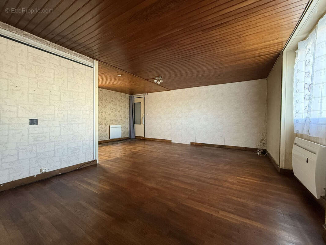 Photo 3 - Maison à OULMES