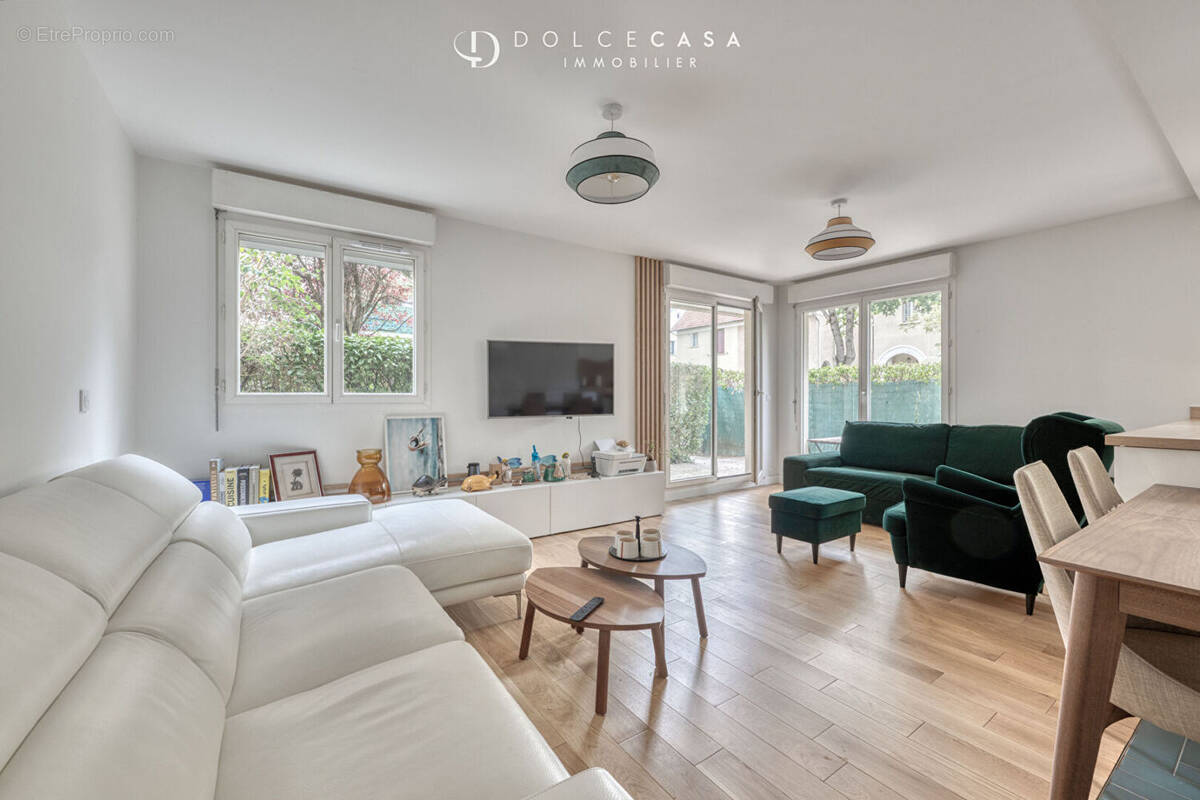 Appartement à NOGENT-SUR-MARNE