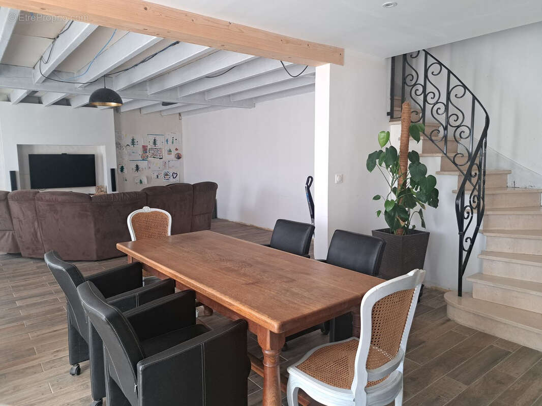 Maison à SAINT-MACAIRE