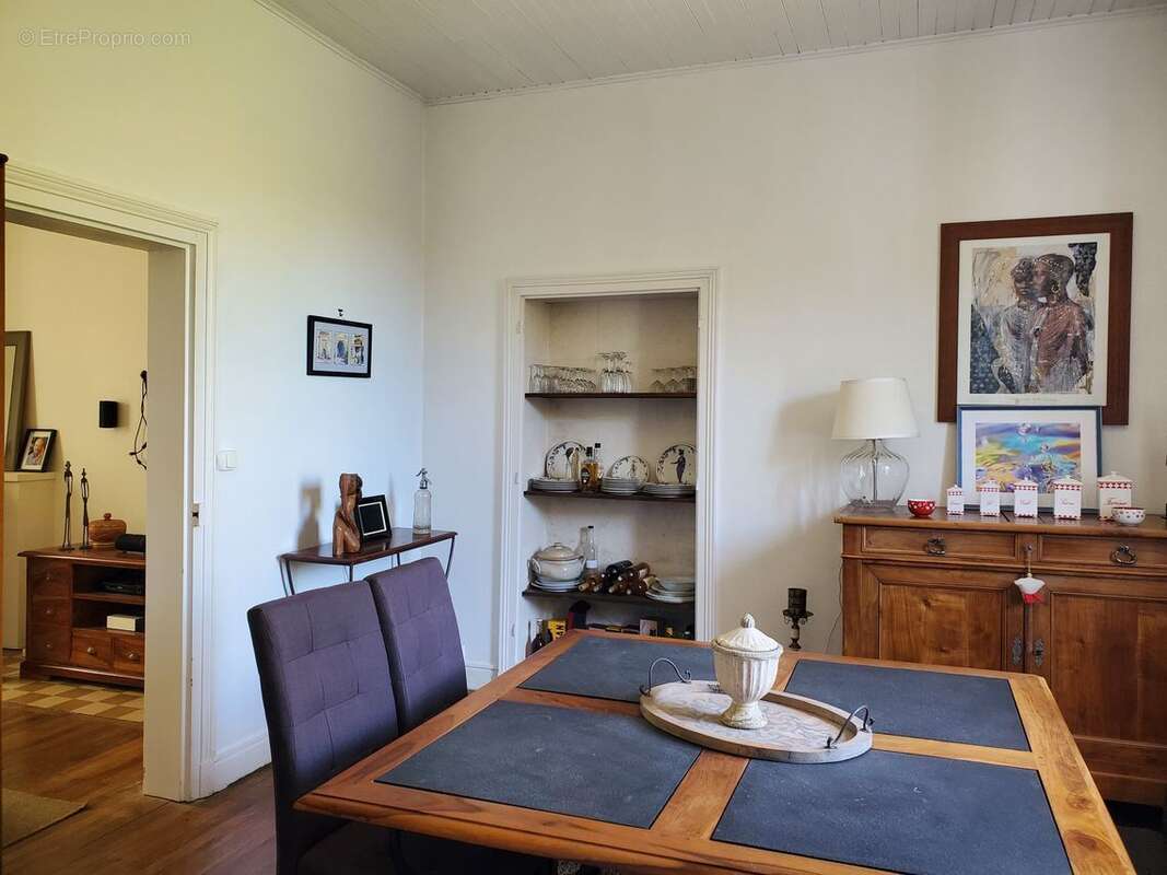 Maison à RUELLE-SUR-TOUVRE