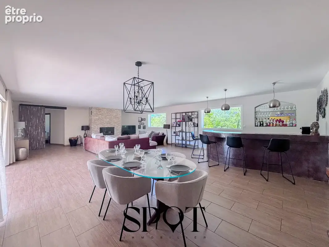 Villa contemporaine de plain pied  Vue Mont Aurélien - photo 10