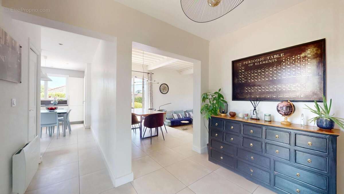 Maison 123 m² à Millery  - photo 4