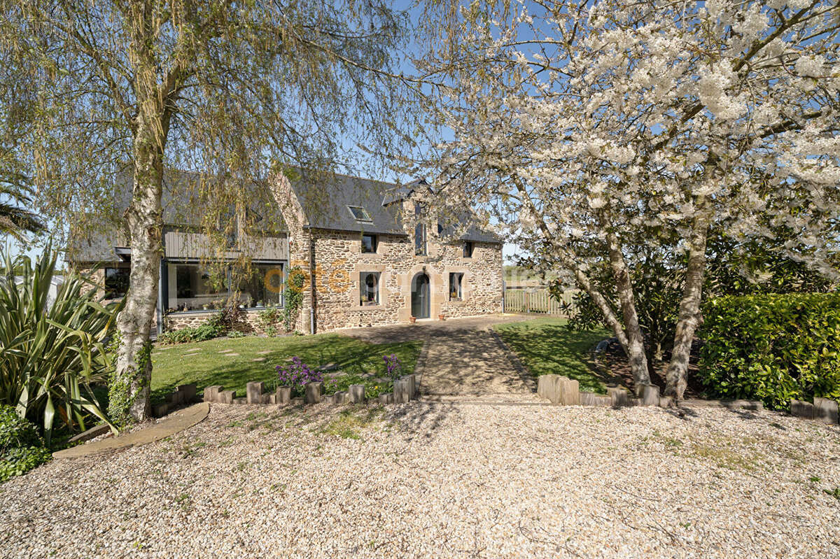 Maison à SAINT-COULOMB
