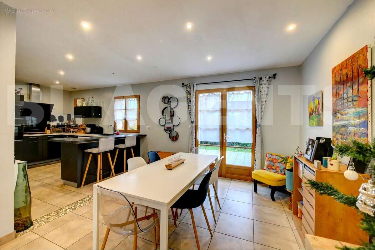 3 - Maison à GRISELLES