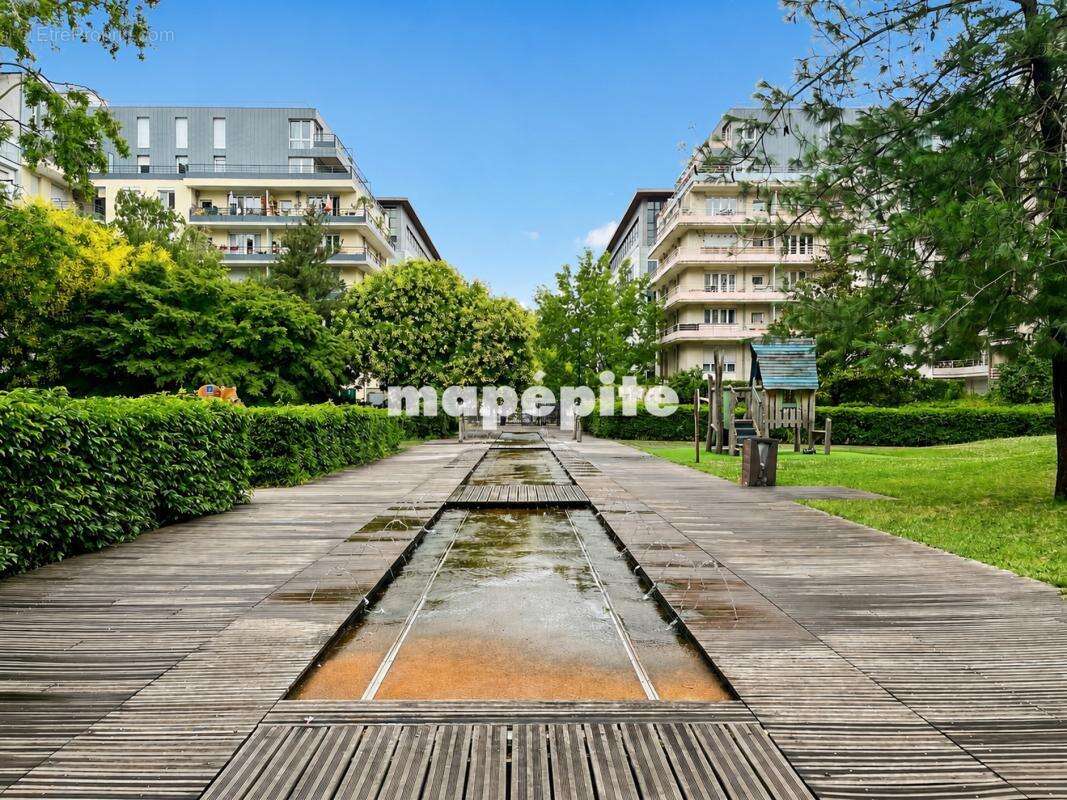 Appartement à CLICHY