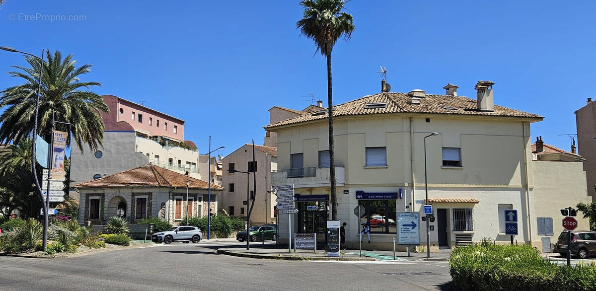 Maison à HYERES