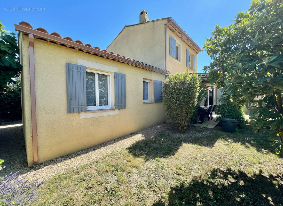 Vaison la romaine - villa recente avec terrain - photo 3