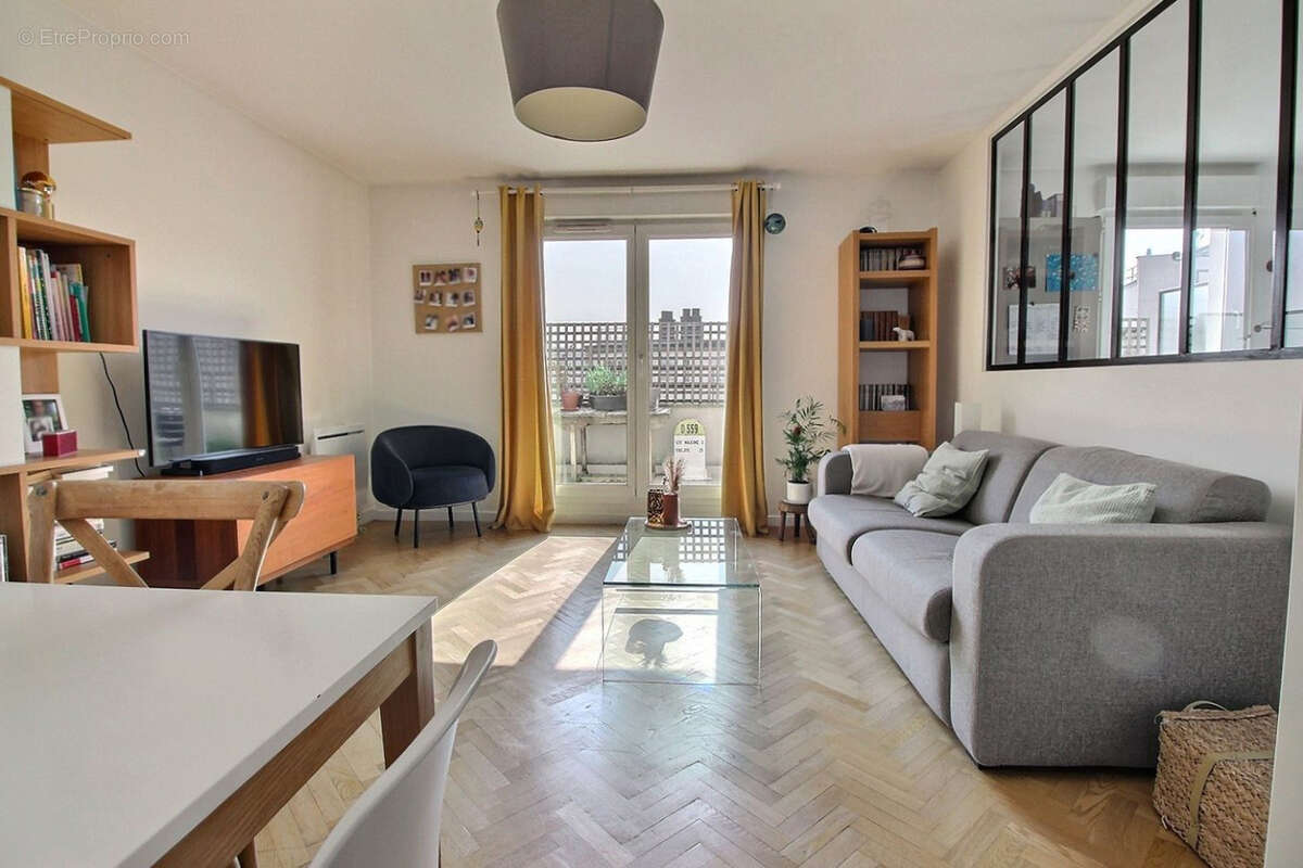 Appartement à ISSY-LES-MOULINEAUX