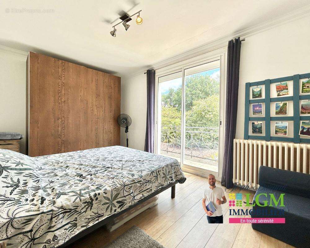 AUBIGNY-LES CLOUZEAUX – Maison familiale rénovée 113 m² – Jardin clos - photo 10