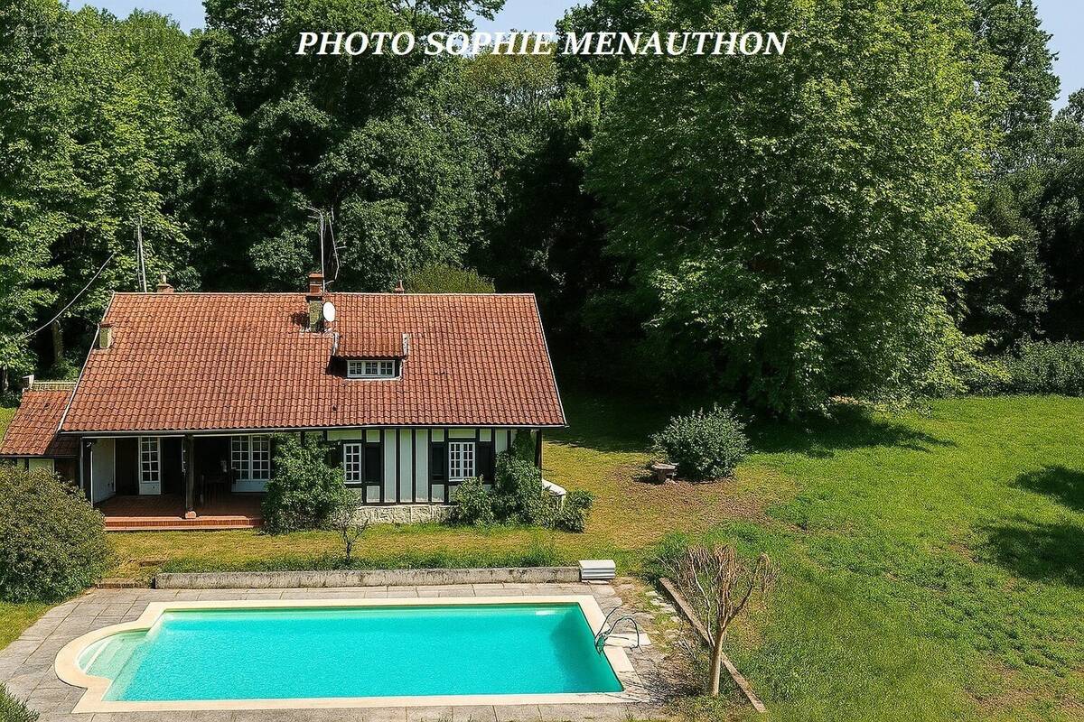 Maison à ANGRESSE