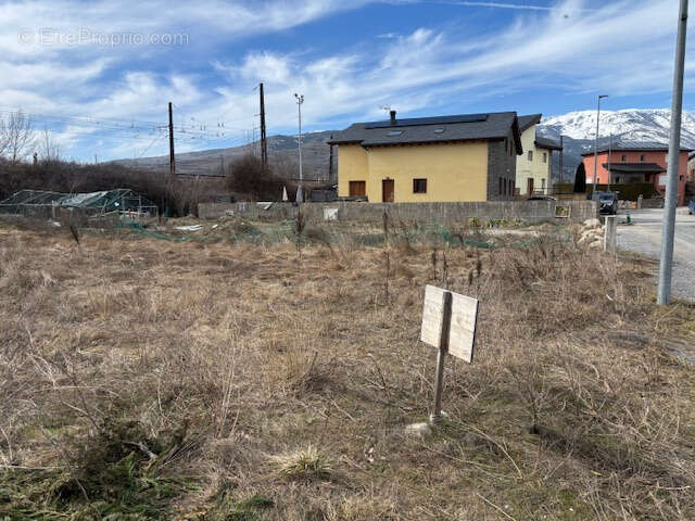 Terrain constructible à Enveigt en Cerdagne dans les Pyrénées Orientales - photo 7