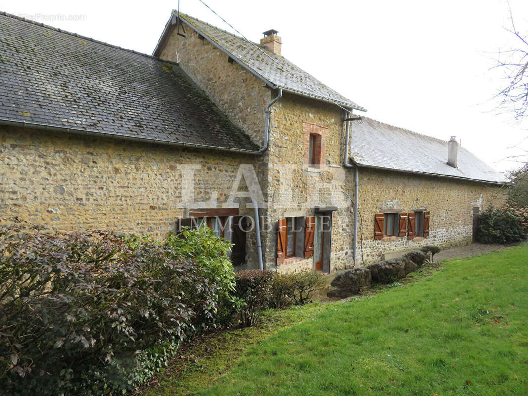 Maison à PRE-EN-PAIL