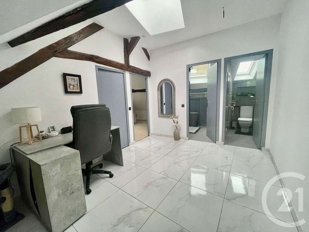 Appartement à VILLENEUVE-SOUS-DAMMARTIN