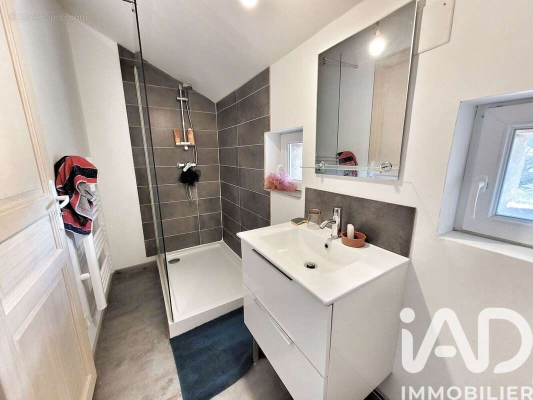 Maison 165 m² à Arcens  - photo 9