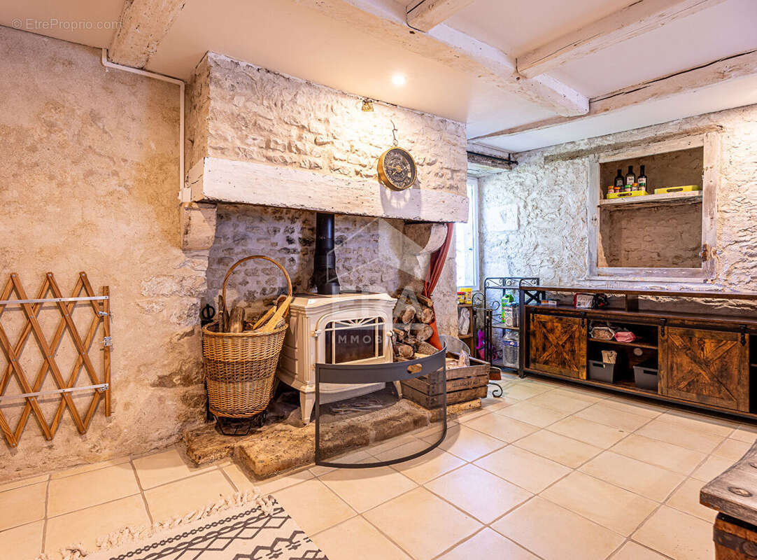 Maison en pierre Salles Sur Mer - photo 11
