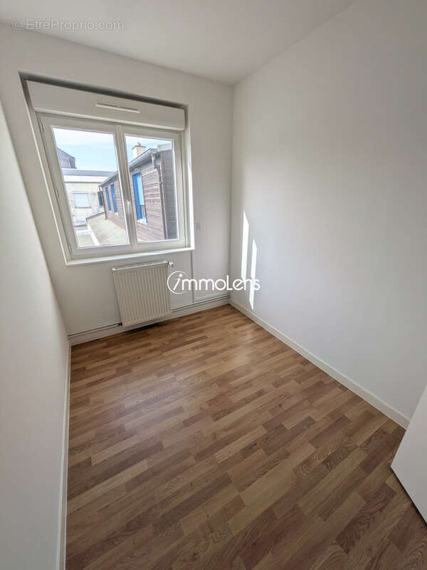 Appartement T3 Bis de 94 m2 avec 2 garages   Saint-Quentin - photo 9