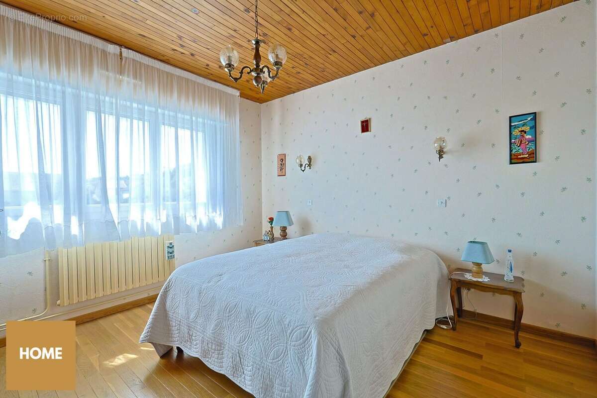 Maison 180 m² à Saint-Max  - photo 9
